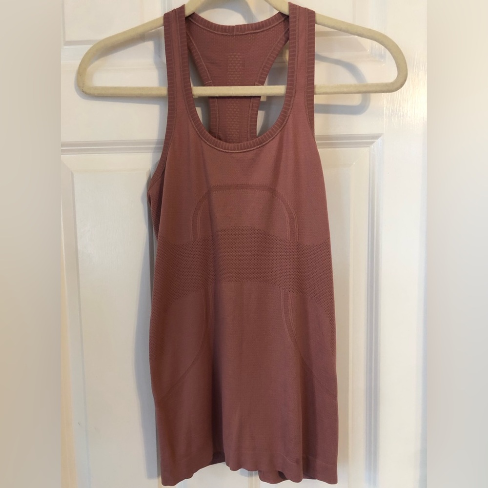 Lululemon Swiftly Tech Racerback sz4